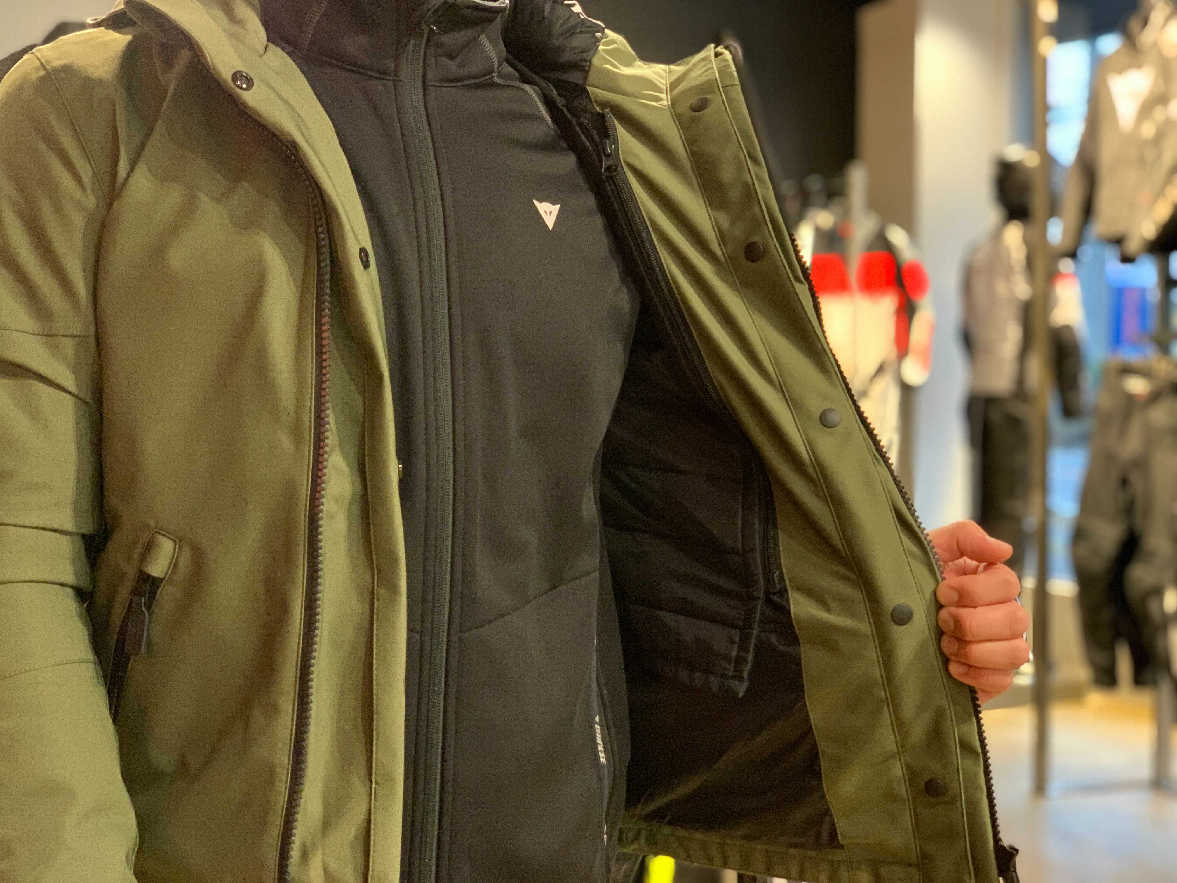 スタッフのコレ買っちゃいました カジュアルさが大人気の